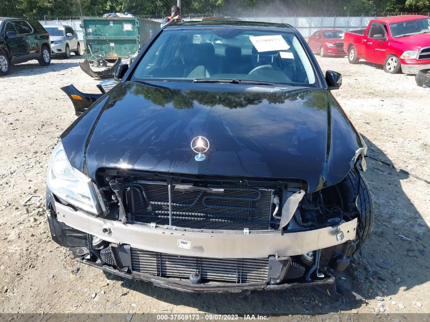 2013 MERCEDES-BENZ C-CLASS C 250 LUXURY - WDDGF4HB2DA793527