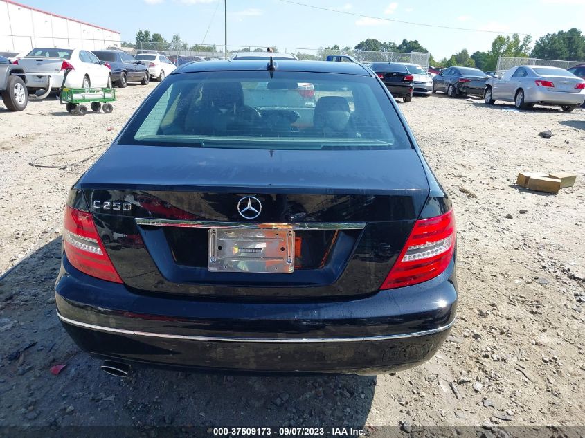 2013 MERCEDES-BENZ C-CLASS C 250 LUXURY - WDDGF4HB2DA793527