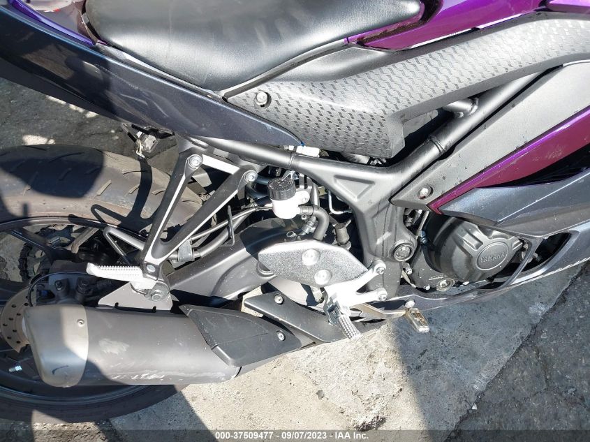2023 YAMAHA YZFR3 A MH3RH18YXPK010437