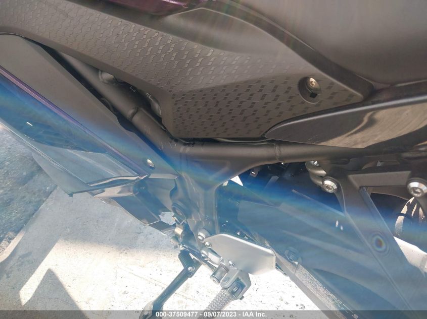 2023 YAMAHA YZFR3 A MH3RH18YXPK010437