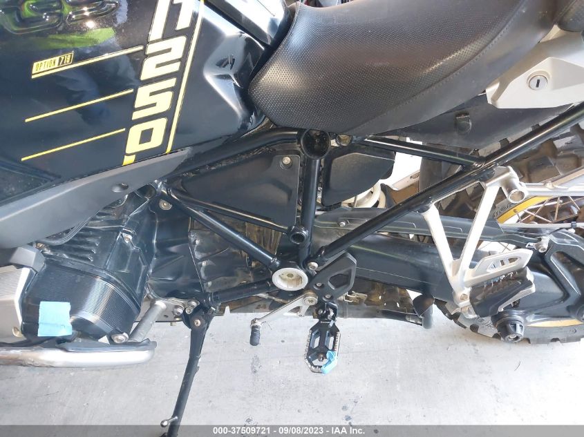 2021 BMW R 1250 GS ADVENTURE WB10M1308M6E75128
