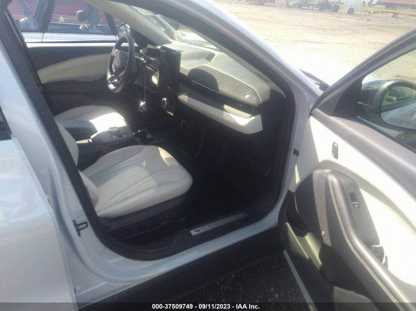 2022 FORD MUSTANG MACH-E PREMIUM 3FMTK3R76NMA25882