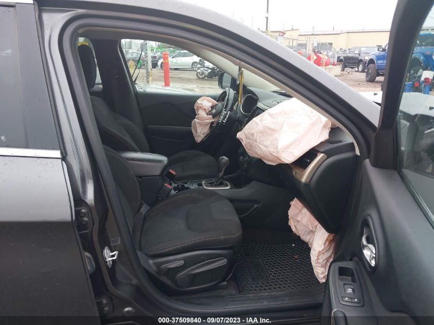 2016 JEEP CHEROKEE LATITUDE - 1C4PJLCB1GW200645