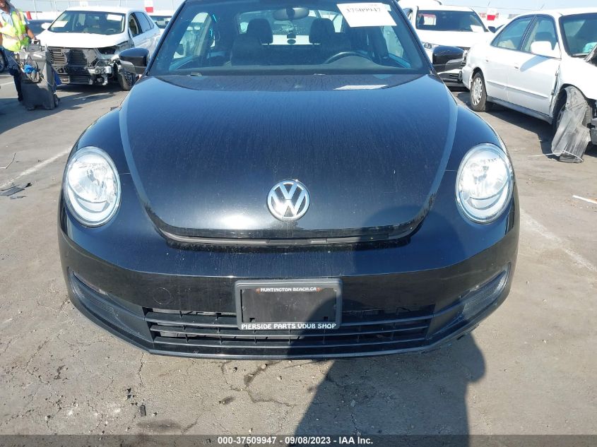 2014 VOLKSWAGEN BEETLE COUPE 2.5L - 3VWJP7AT5EM630163