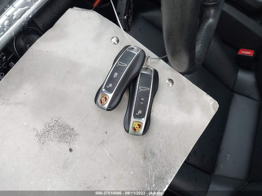 2018 PORSCHE PANAMERA - WP0AA2A7XJL113608