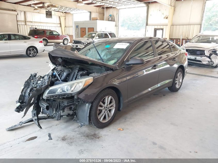 2015 HYUNDAI SONATA 2.4L SE - 5NPE24AF5FH202077