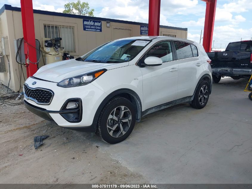 KNDPMCAC3L7638879 Kia Sportage LX 2