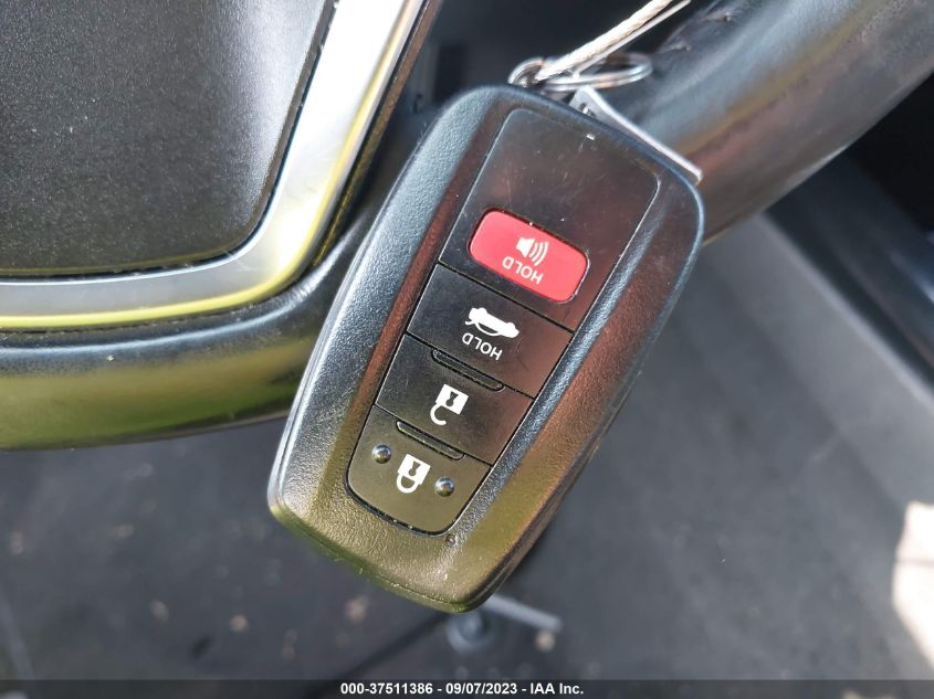 2020 TOYOTA CAMRY XLE - 4T1F11AK0LU964877