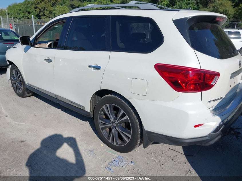 VIN 5N1DR2MM8JC650528 2018 NISSAN PATHFINDER PLATINUM