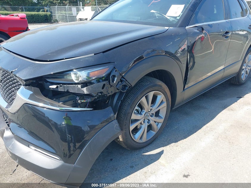VIN 3MVDMBBM0PM555649 2023 MAZDA CX-30 2.5 S SELECT PACKAGE