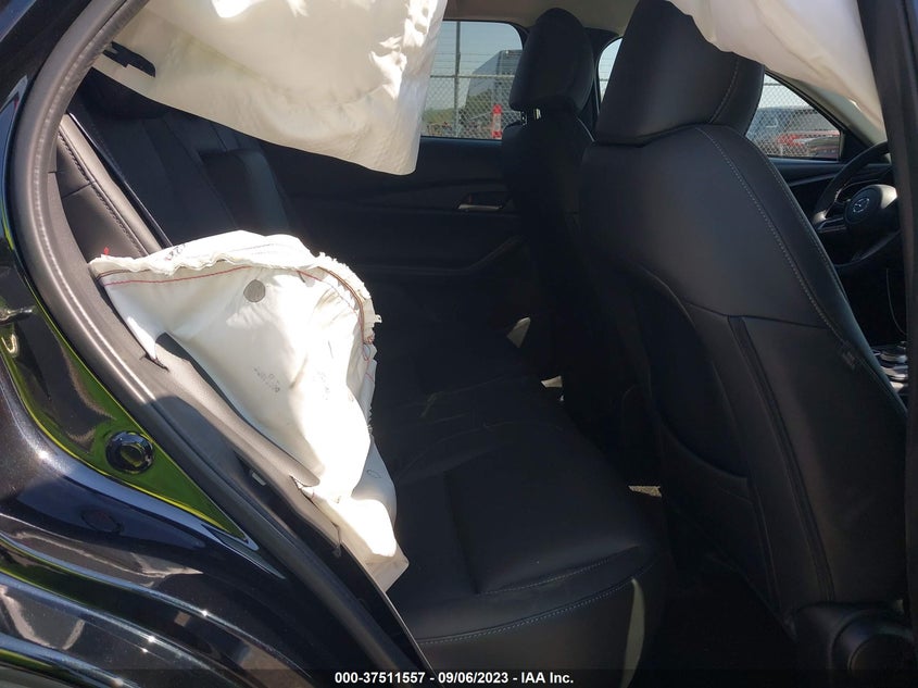 VIN 3MVDMBBM0PM555649 2023 MAZDA CX-30 2.5 S SELECT PACKAGE