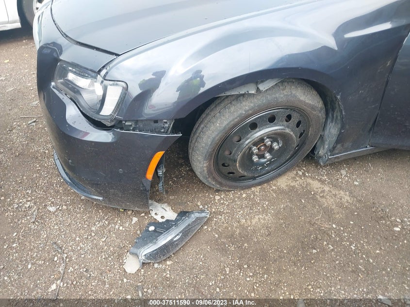 VIN 2C3CCAGG2HH619207 2017 CHRYSLER 300 S