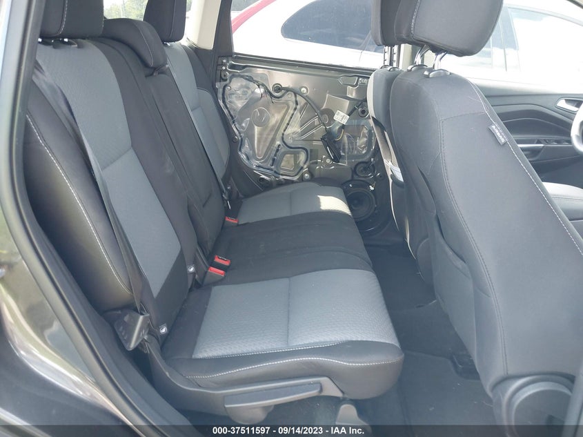 VIN 1FMCU0GD6HUA67647 2017 FORD ESCAPE SE