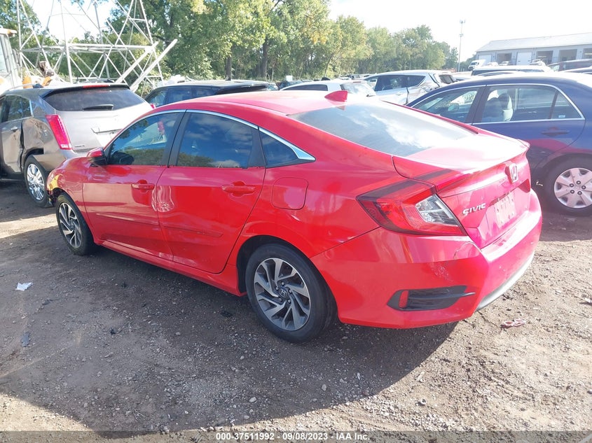 VIN 2HGFC2F70JH538424 2018 HONDA CIVIC SEDAN EX