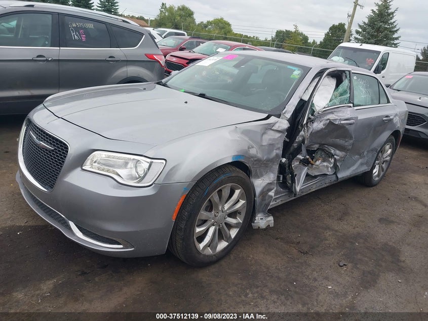 VIN 2C3CCARG2HH571415 2017 CHRYSLER 300 LIMITED