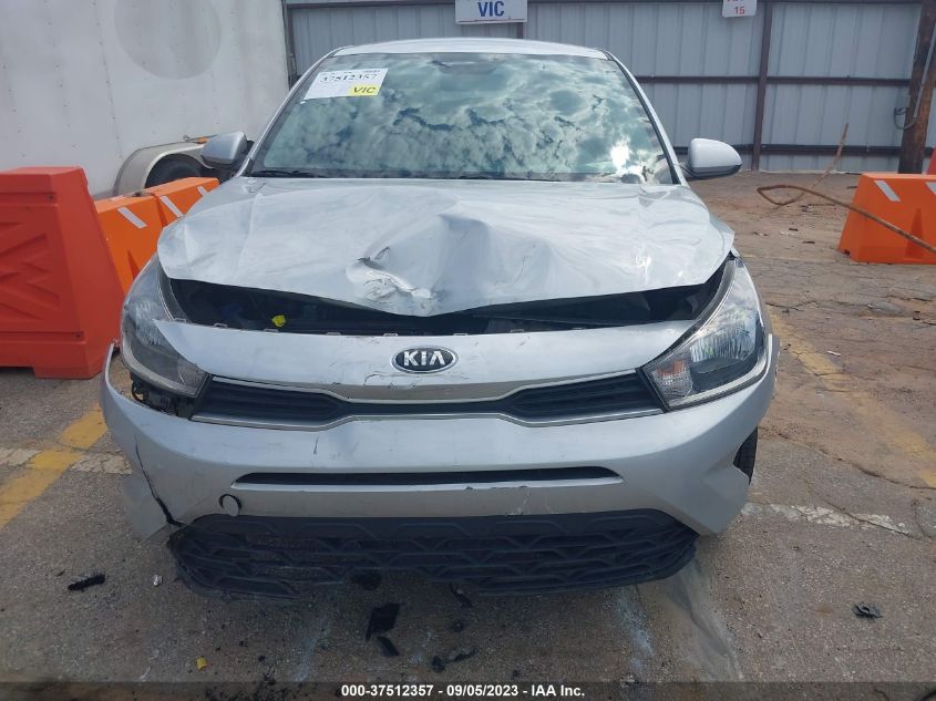 3KPA24AD3ME383193 Kia Rio S 12