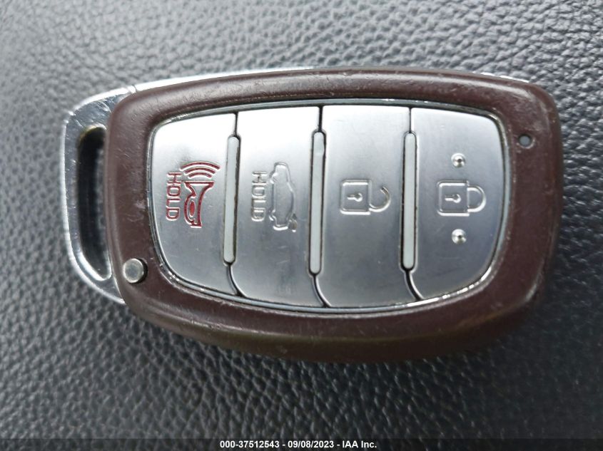 2015 HYUNDAI SONATA 2.4L SPORT TECH - 5NPE34AF2FH118196
