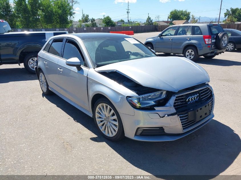 2018 AUDI A3 E-TRON 1.4T PREMIUM/1.4T TECH PREMIUM - WAUUPBFF0JA068621