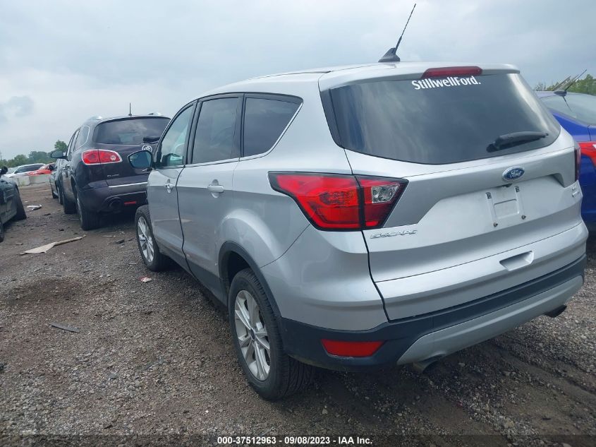 2019 FORD ESCAPE SE - 1FMCU9GDXKUC56636