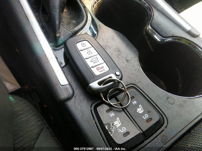 2013 HYUNDAI SONATA HYBRID - KMHEC4A42DA064543