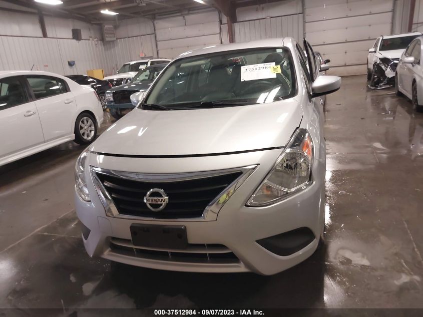 3N1CN7APXKL821442 Nissan Versa Sedan SV 11