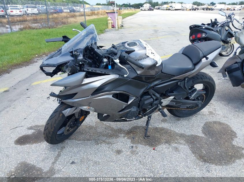 VIN ML5EXEM11MDA46384 2021 KAWASAKI EX650 M