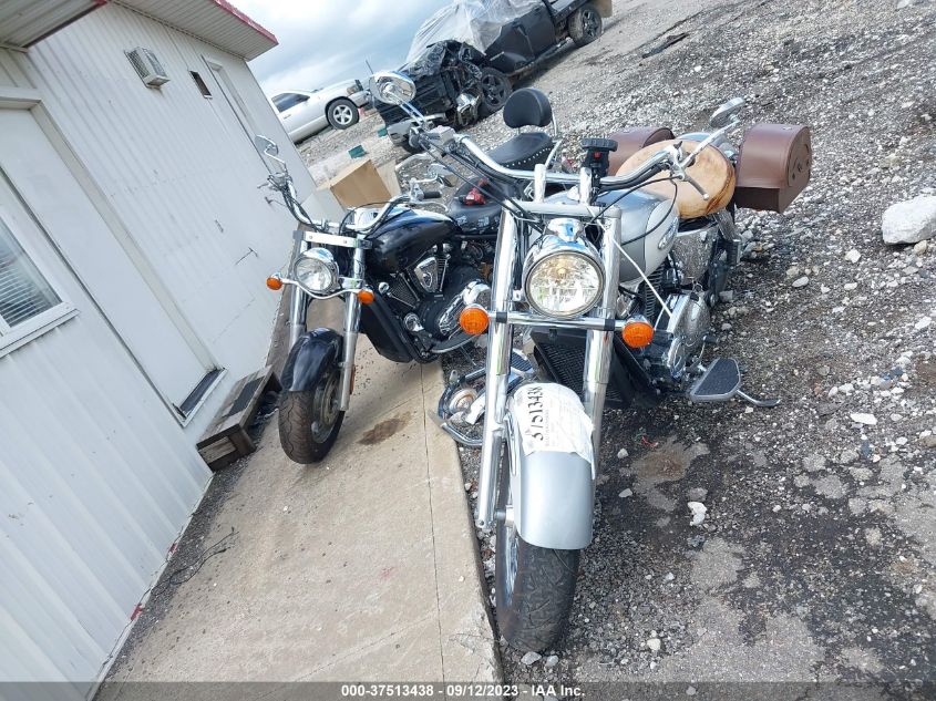 2001 HONDA VT1100 C3 1HFSC39011A300622