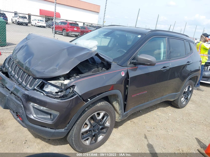 VIN 3C4NJDDB0JT163418 2018 JEEP COMPASS TRAILHAWK