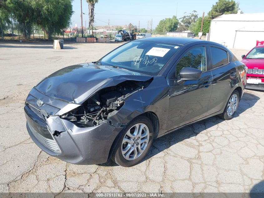 VIN 3MYDLBYV4JY304848 2018 TOYOTA YARIS IA