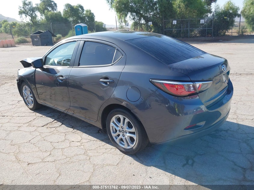 VIN 3MYDLBYV4JY304848 2018 TOYOTA YARIS IA