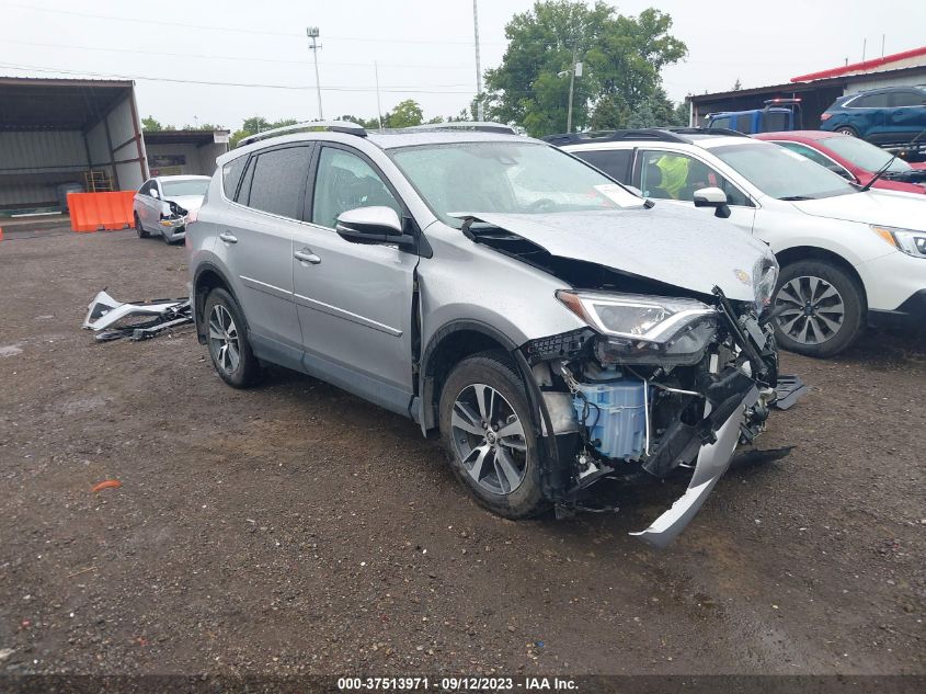 2017 TOYOTA RAV4 XLE - 2T3RFREV7HW546199