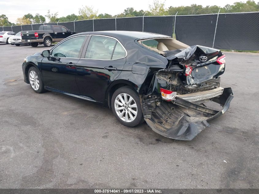 2018 TOYOTA CAMRY LE/SE/XLE/L - 4T1B11HK4JU667709