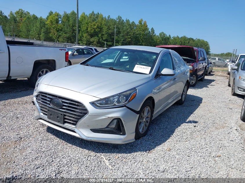 VIN 5NPE24AF2JH695032 2018 HYUNDAI SONATA SE