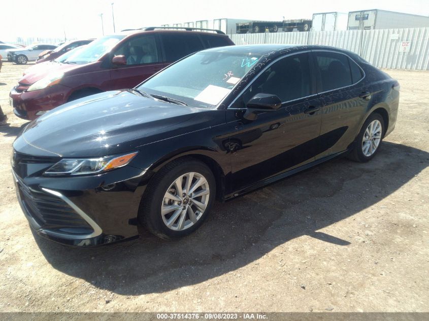 2021 TOYOTA CAMRY LE - 4T1C11AK6MU470124