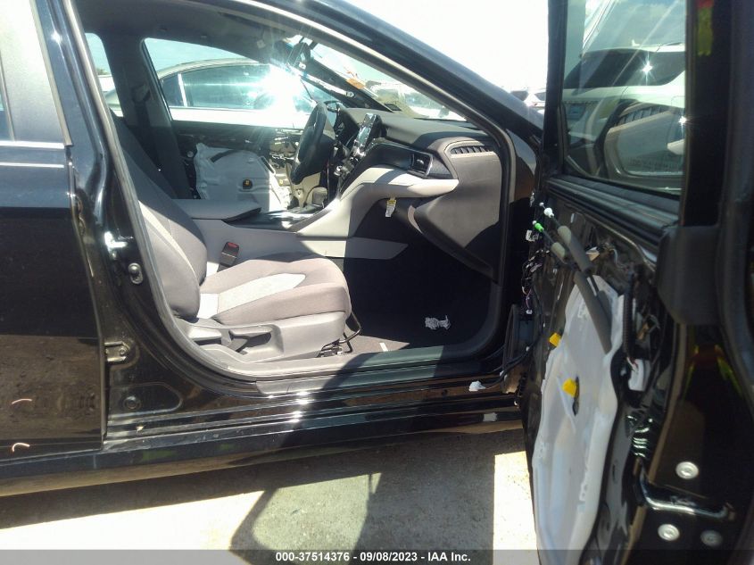 2021 TOYOTA CAMRY LE - 4T1C11AK6MU470124