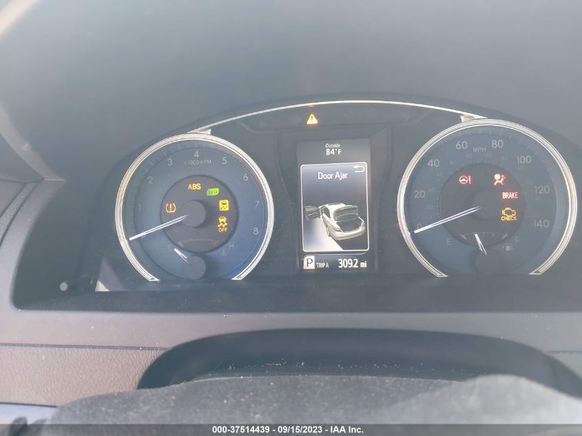 2016 TOYOTA CAMRY XLE/SE/LE/XSE - 4T4BF1FK6GR572071