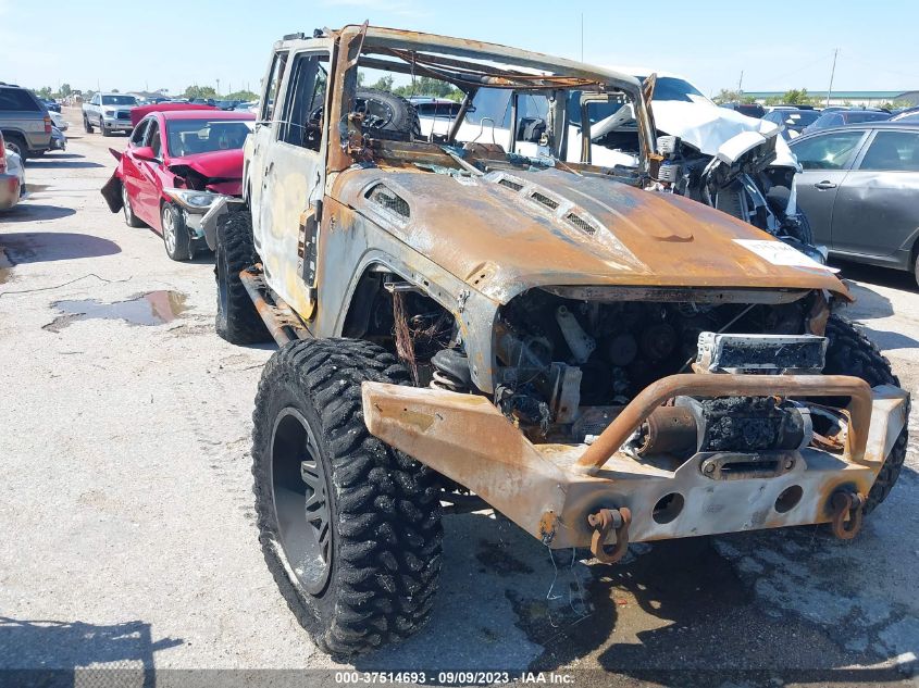 2015 JEEP WRANGLER UNLIMITED SAHARA - 1C4BJWEG3FL550265