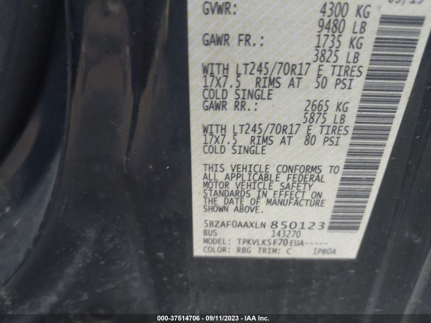 2020 NISSAN NV PASSENGER NV3500 HD SL 5BZAF0AAXLN850123