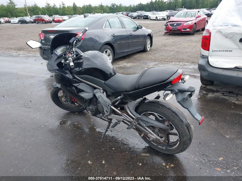 2009 KAWASAKI EX650 C - JKAEXEC109DA44022
