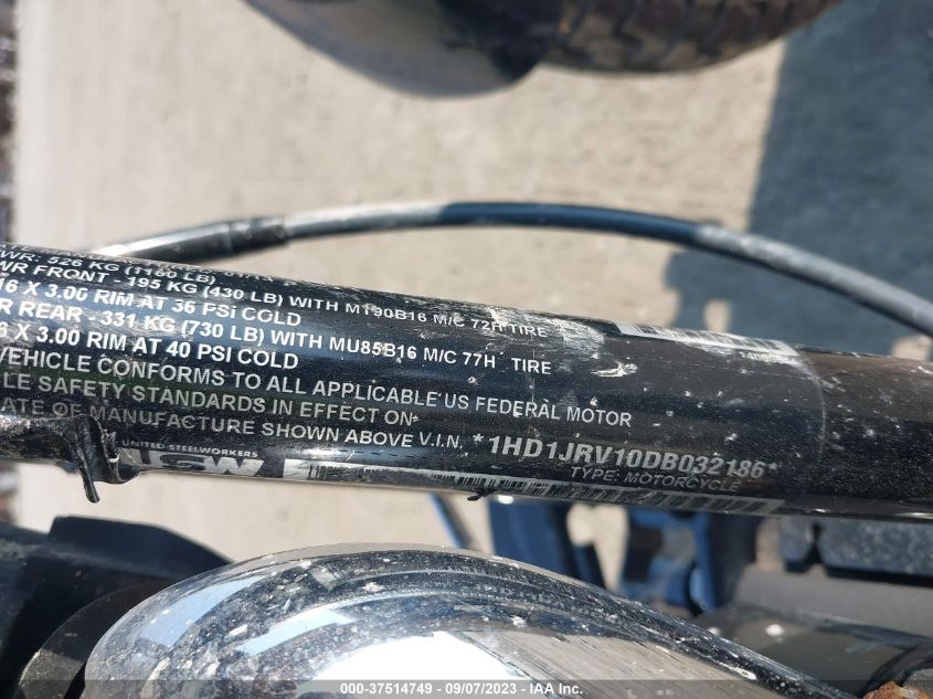 2013 HARLEY-DAVIDSON FLS SOFTAIL SLIM 1HD1JRV10DB032186