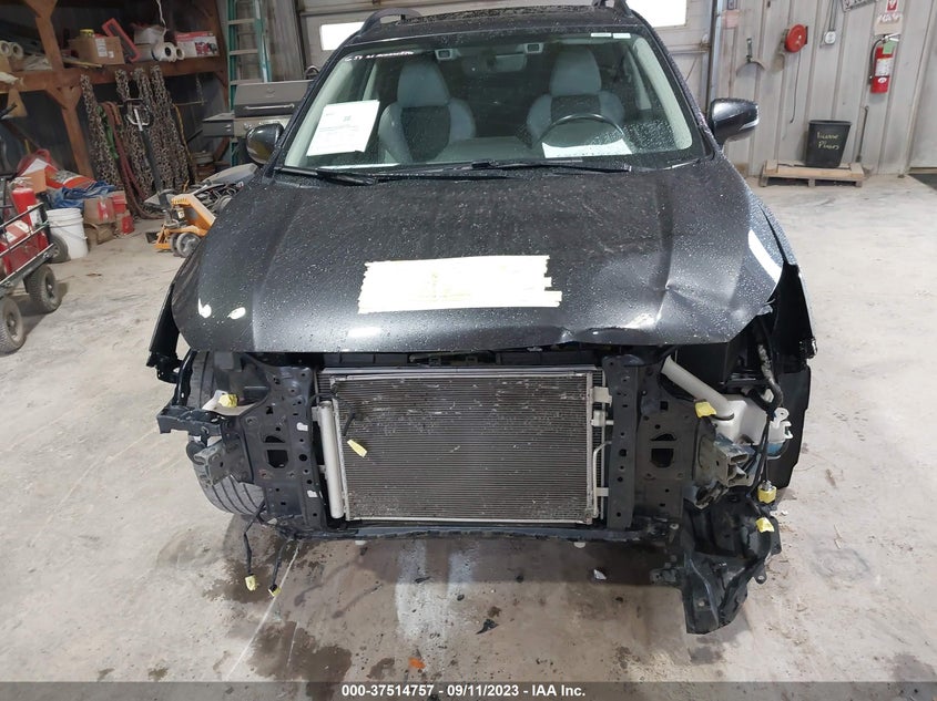 VIN JF2GTALC5JH210390 2018 SUBARU CROSSTREK LIMITED
