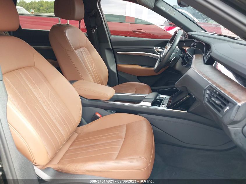 VIN WA1LAAGE3KB020388 2019 AUDI E-TRON PREMIUM PLUS