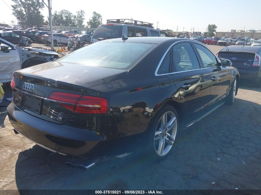 2015 AUDI S8 - WAUK2AFD9FN027290