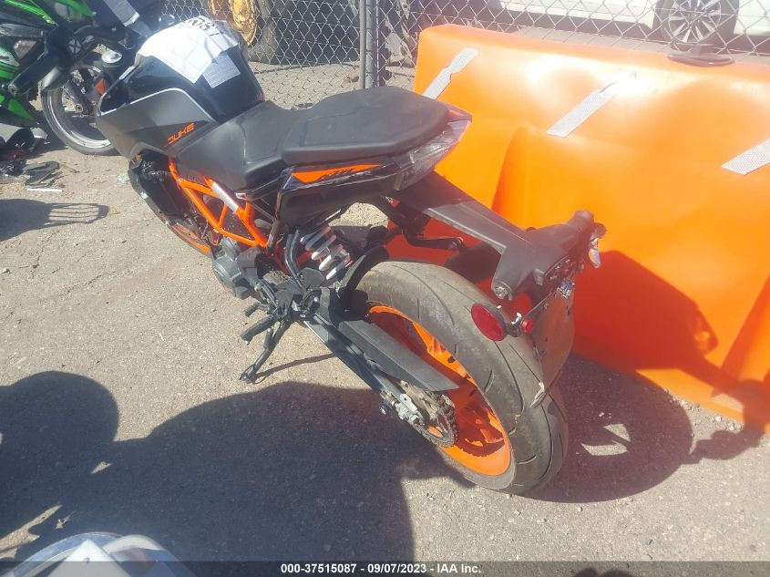 2021 KTM 390 DUKE MD2JPJ409MC243868