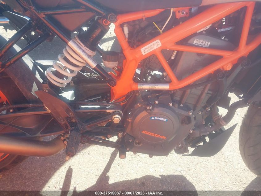 2021 KTM 390 DUKE MD2JPJ409MC243868
