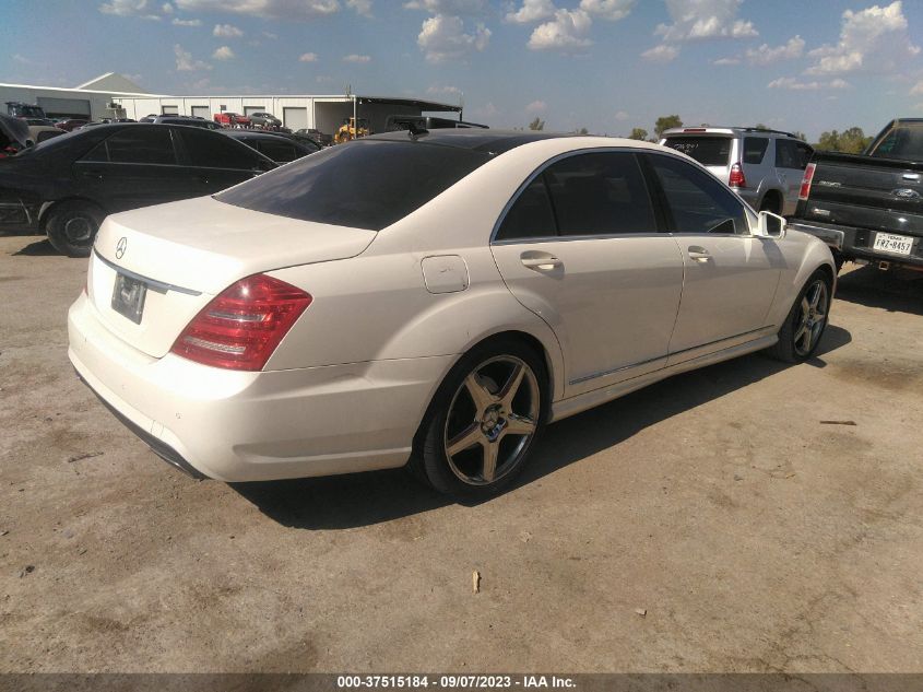 2013 MERCEDES-BENZ S-CLASS S 550 - WDDNG7DB2DA515593