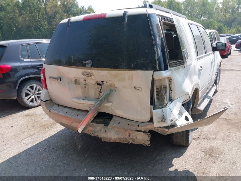 2013 FORD EXPEDITION XLT/KING RANCH - 1FMJU1J50DEF02570