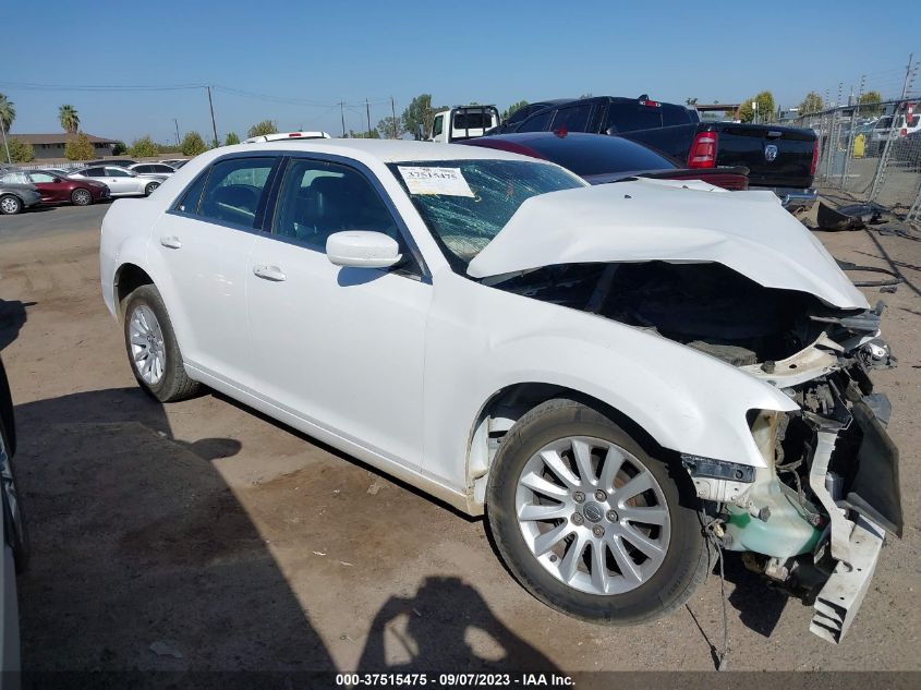 2013 CHRYSLER 300 - 2C3CCAAG4DH504384