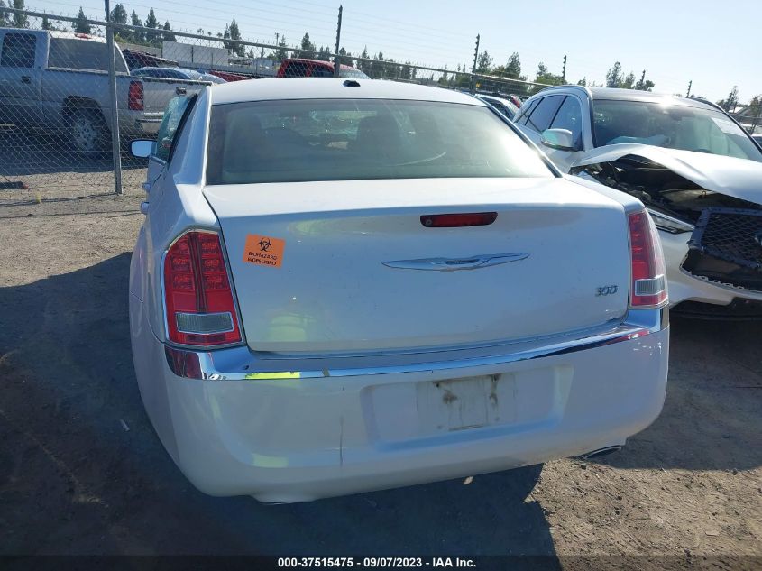 2013 CHRYSLER 300 - 2C3CCAAG4DH504384