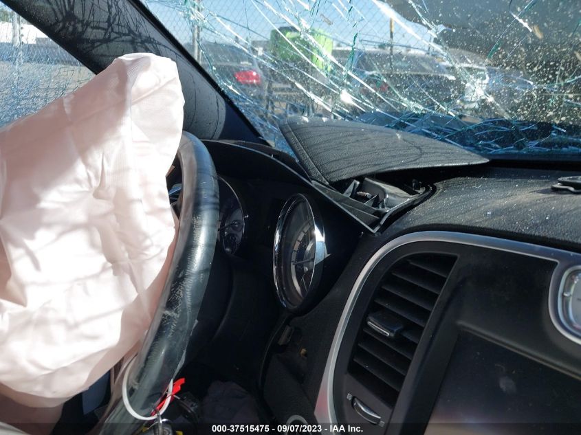 2013 CHRYSLER 300 - 2C3CCAAG4DH504384